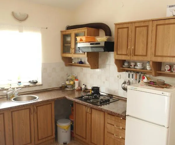 Lovretic Apartamento *